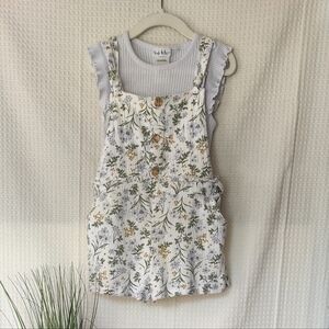 Nicole Miller 2 piece Floral Romper and Lavender Top Size 6